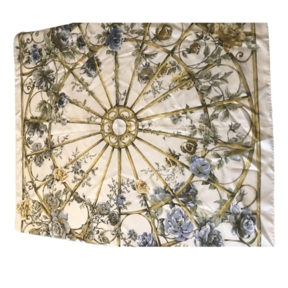 Rare!Dior Silk Scarf- Cream and Gold Granville- Limited Edition Color - Picture 3 of 4